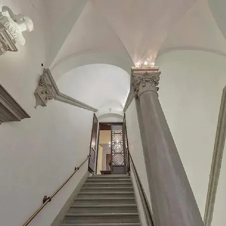 Maggio Palace By Vacavilla Apartament *
