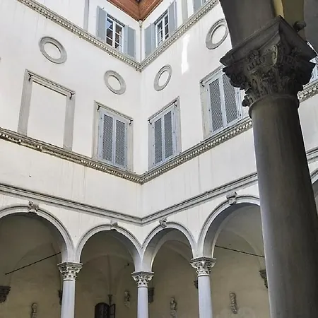 Maggio Palace By Vacavilla Apartamento
