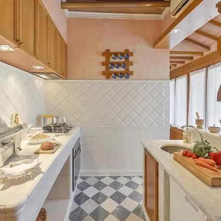 Maggio Palace By Vacavilla Apartamento
